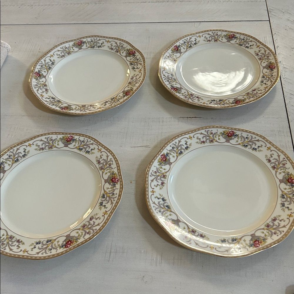 4 Baronet China Duchess Dinner Plates